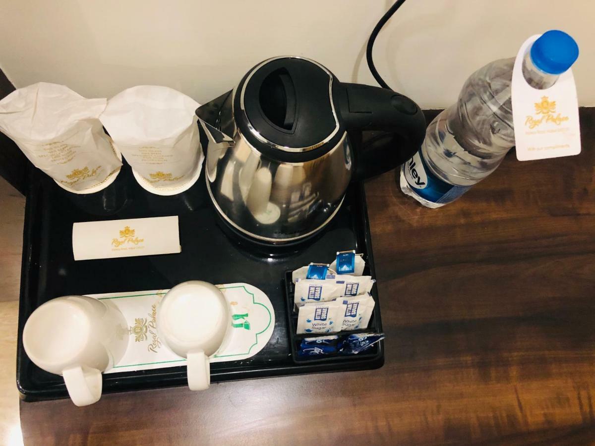 Hotel Royal Palace Hapur 外观 照片